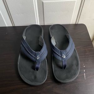 Olukai sandals